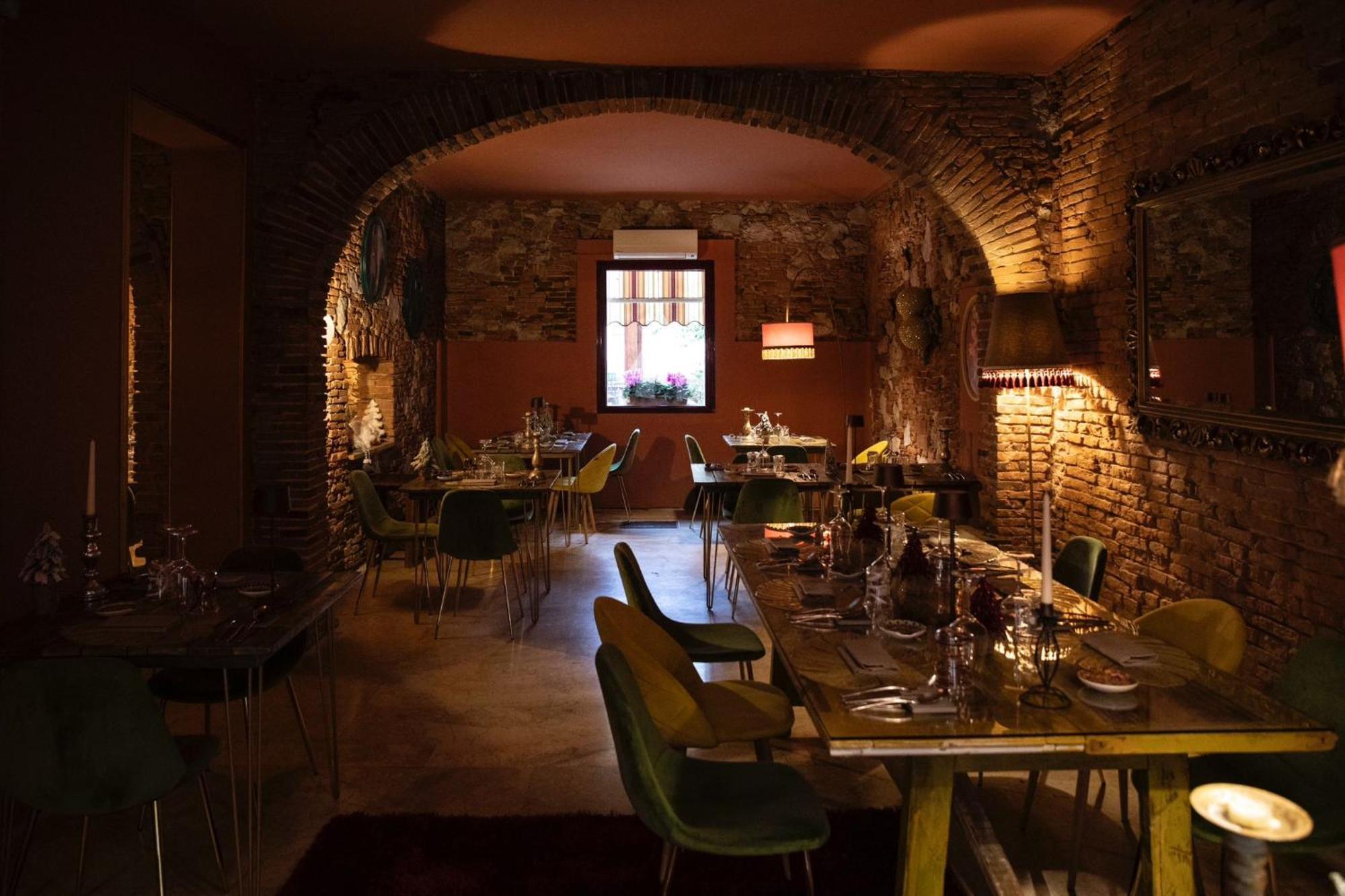 Art Suite Gallery - Tuscany - Medieval Town Close To Florence, Pisa, Lucca, Chianti Zone, Versilia Santa Maria a Monte Exterior foto